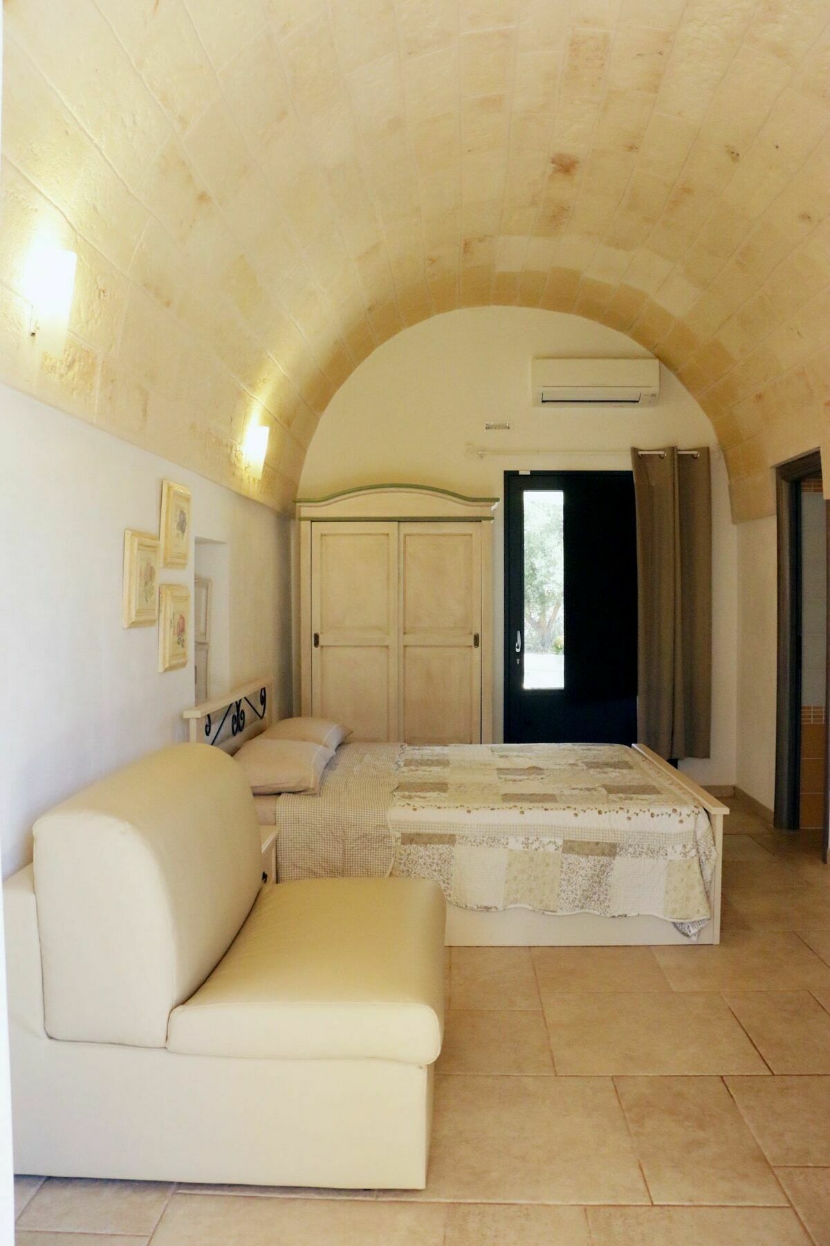Residence Spadalunga San Michele Salentino Exteriér fotografie
